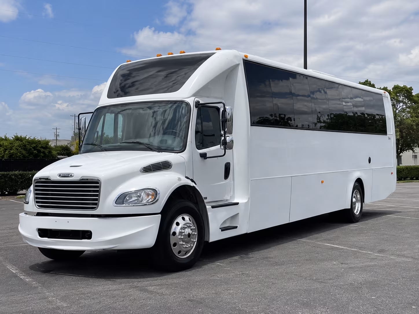 Downey Birthday, Sweet 16, & Quinceañera Transportation party bus exterior