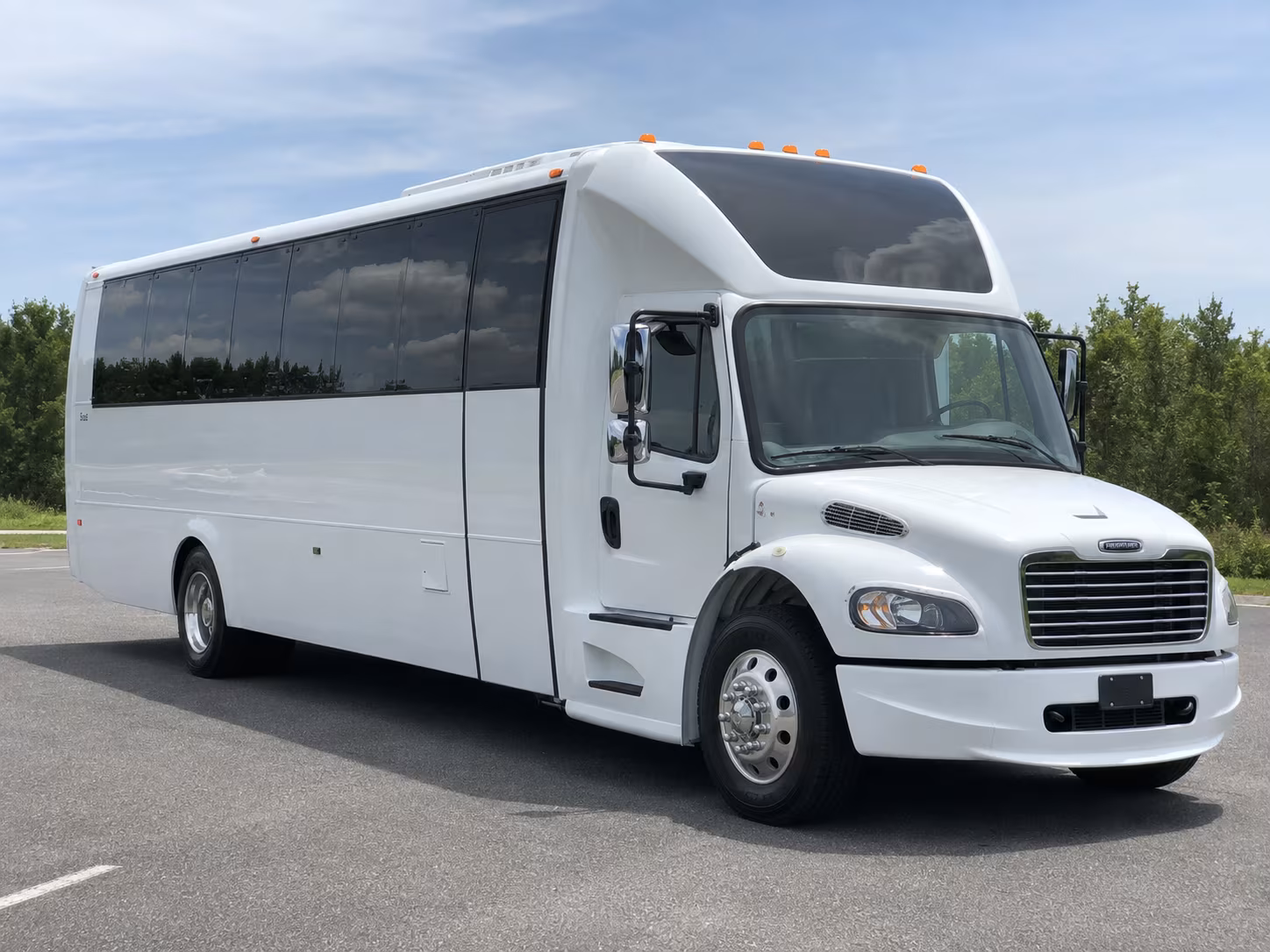 Lynwood Homecoming & Prom Party Bus Rentals