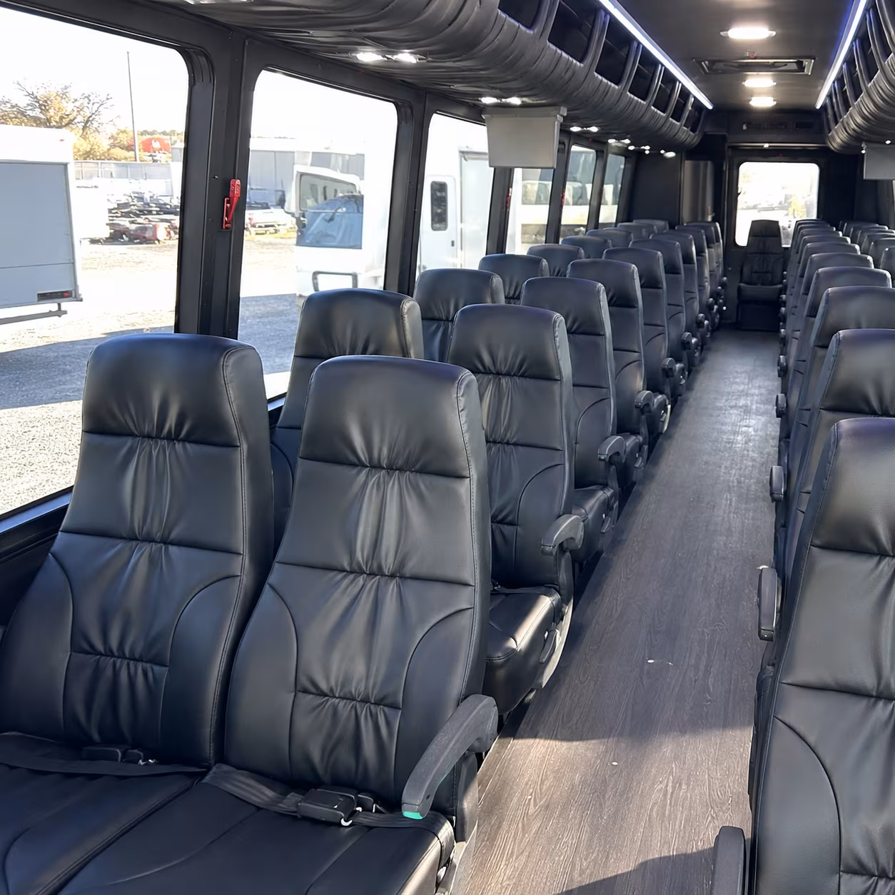 Paramount Airport Shuttles & Transportation