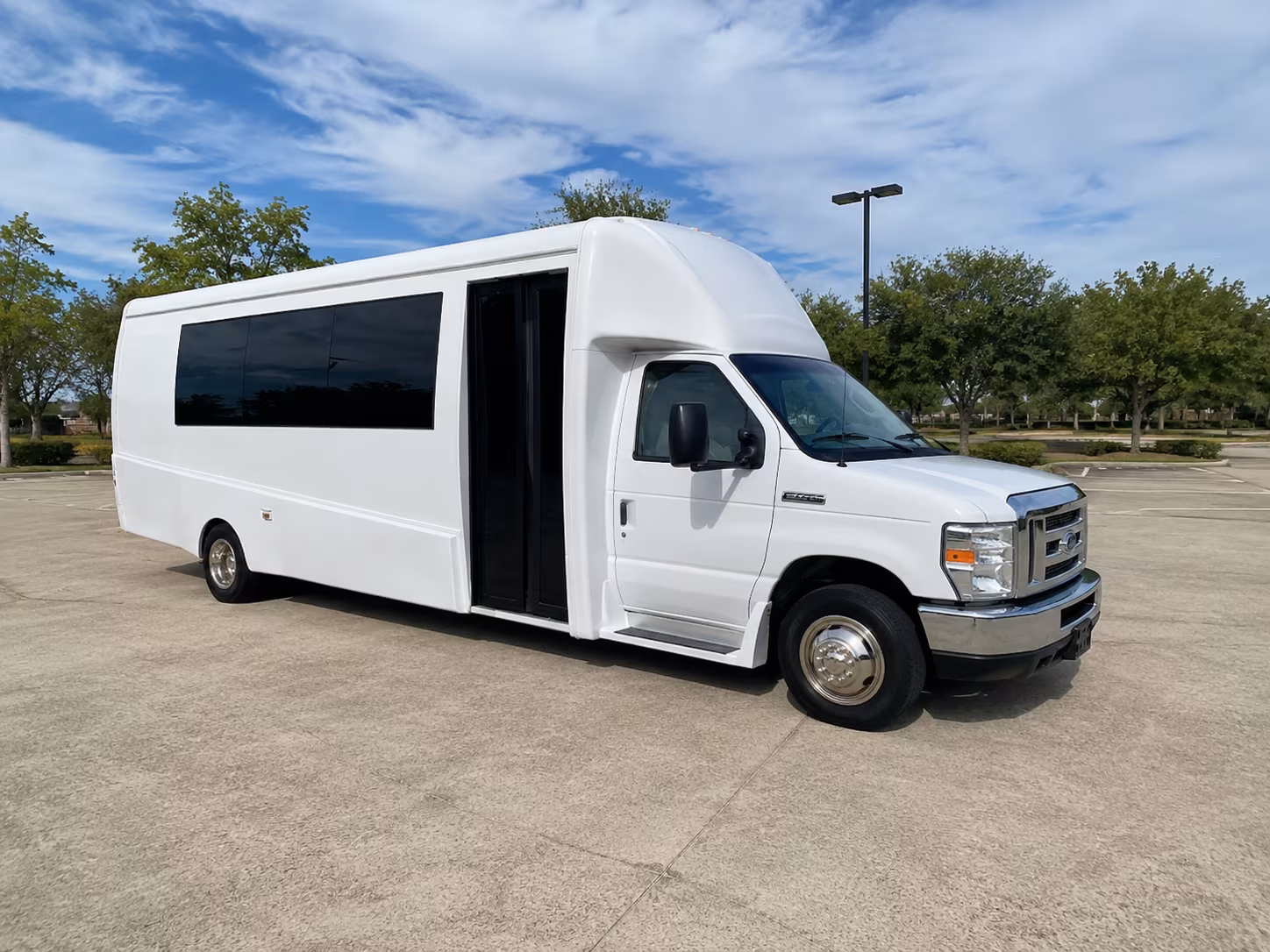 Paramount Birthday, Sweet 16, & Quinceañera Party Bus Rentals