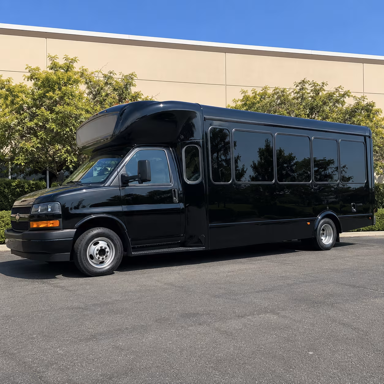 Pico Rivera Winery Tour & Pub Crawl Transportation